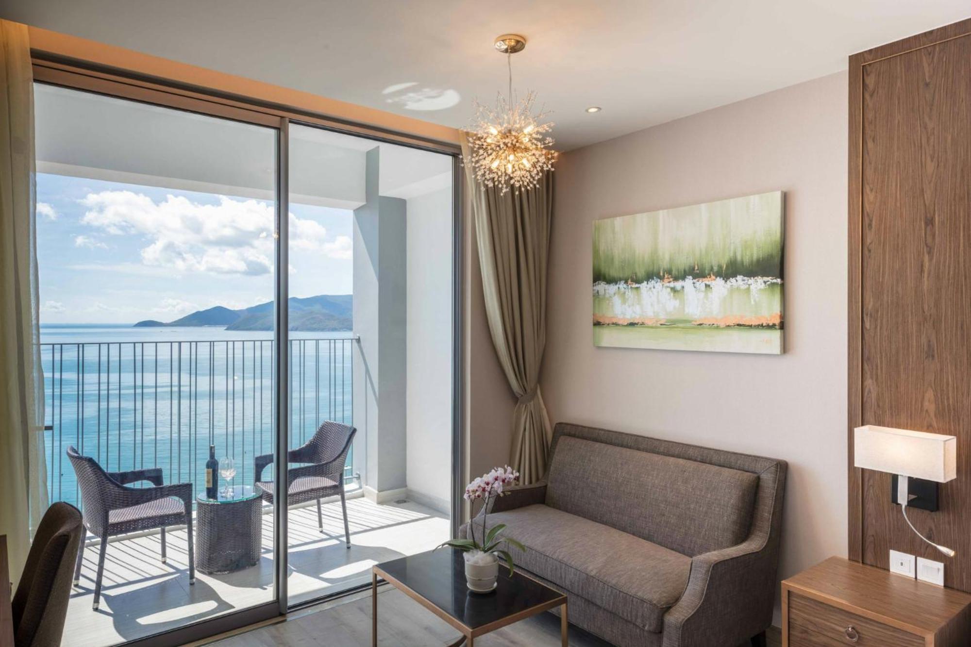 Oceanfront Panorama Residence ญาจาง ภายนอก รูปภาพ